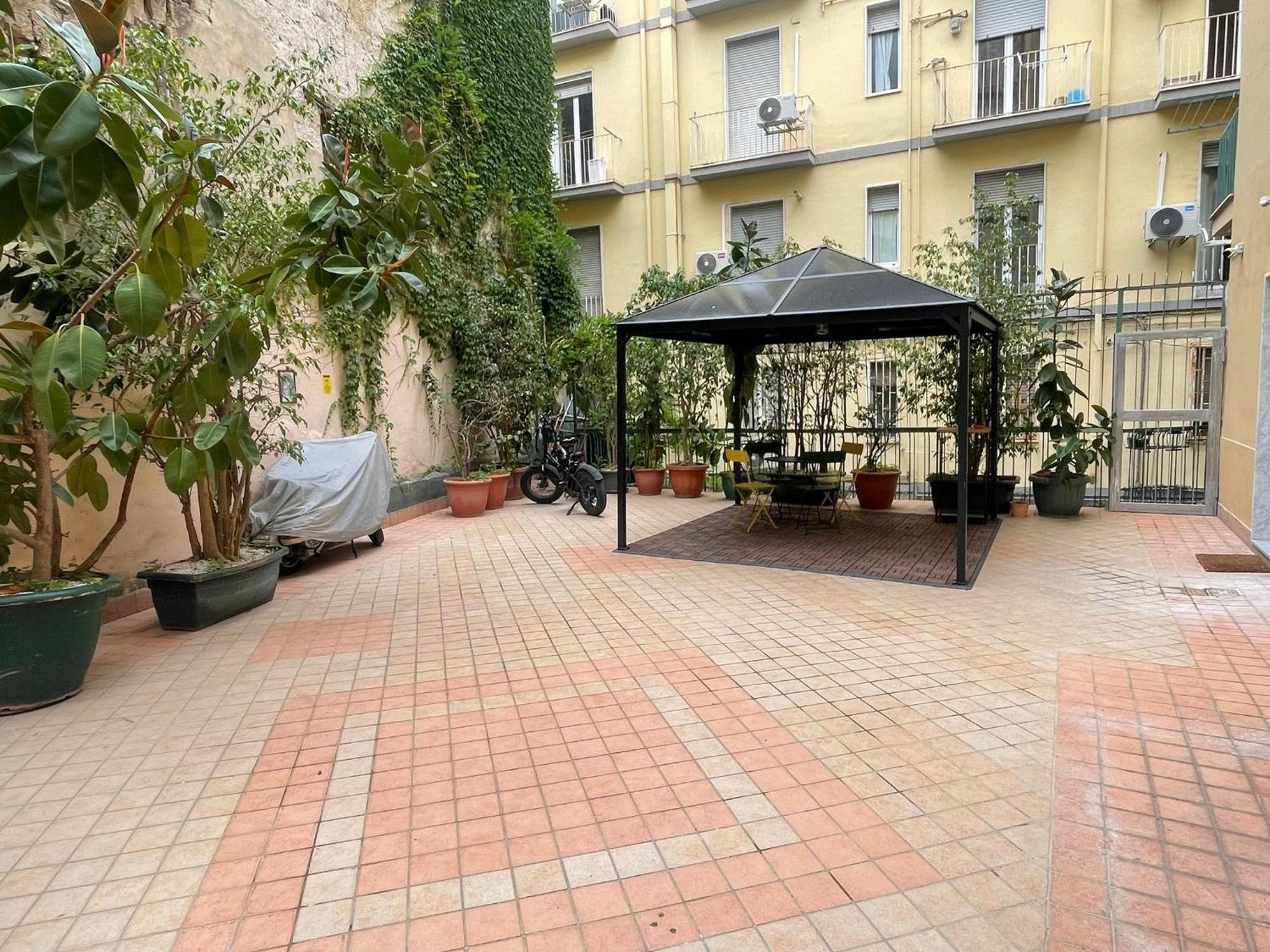 Hotel La Casa Di Ily Neapol Zewnętrze zdjęcie