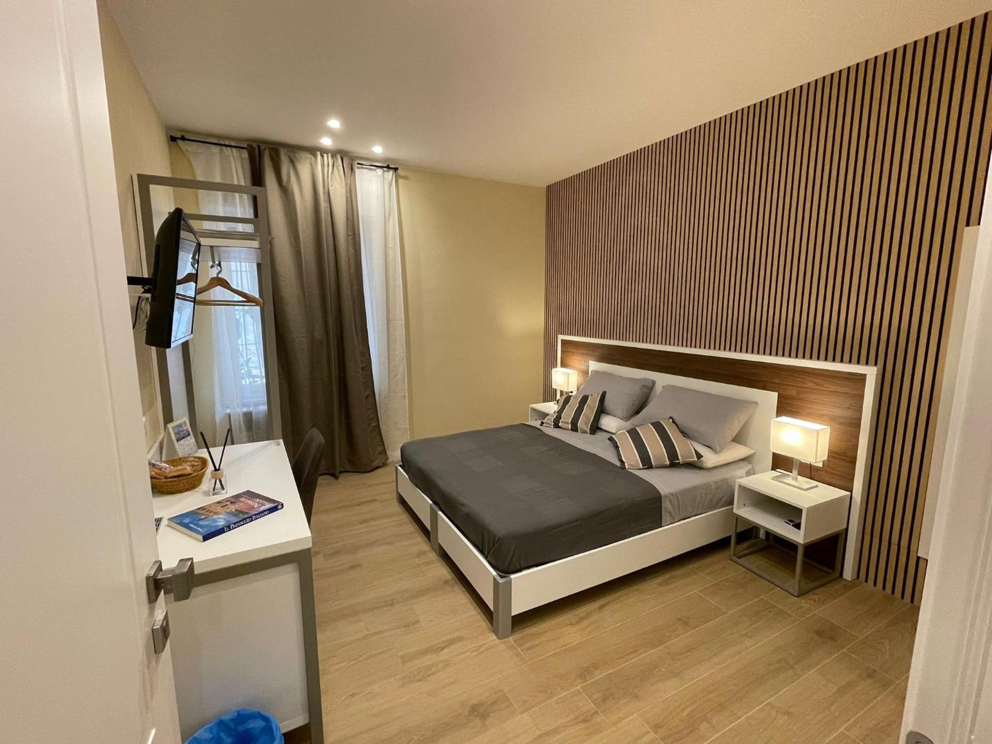 Hotel La Casa Di Ily Neapol Zewnętrze zdjęcie