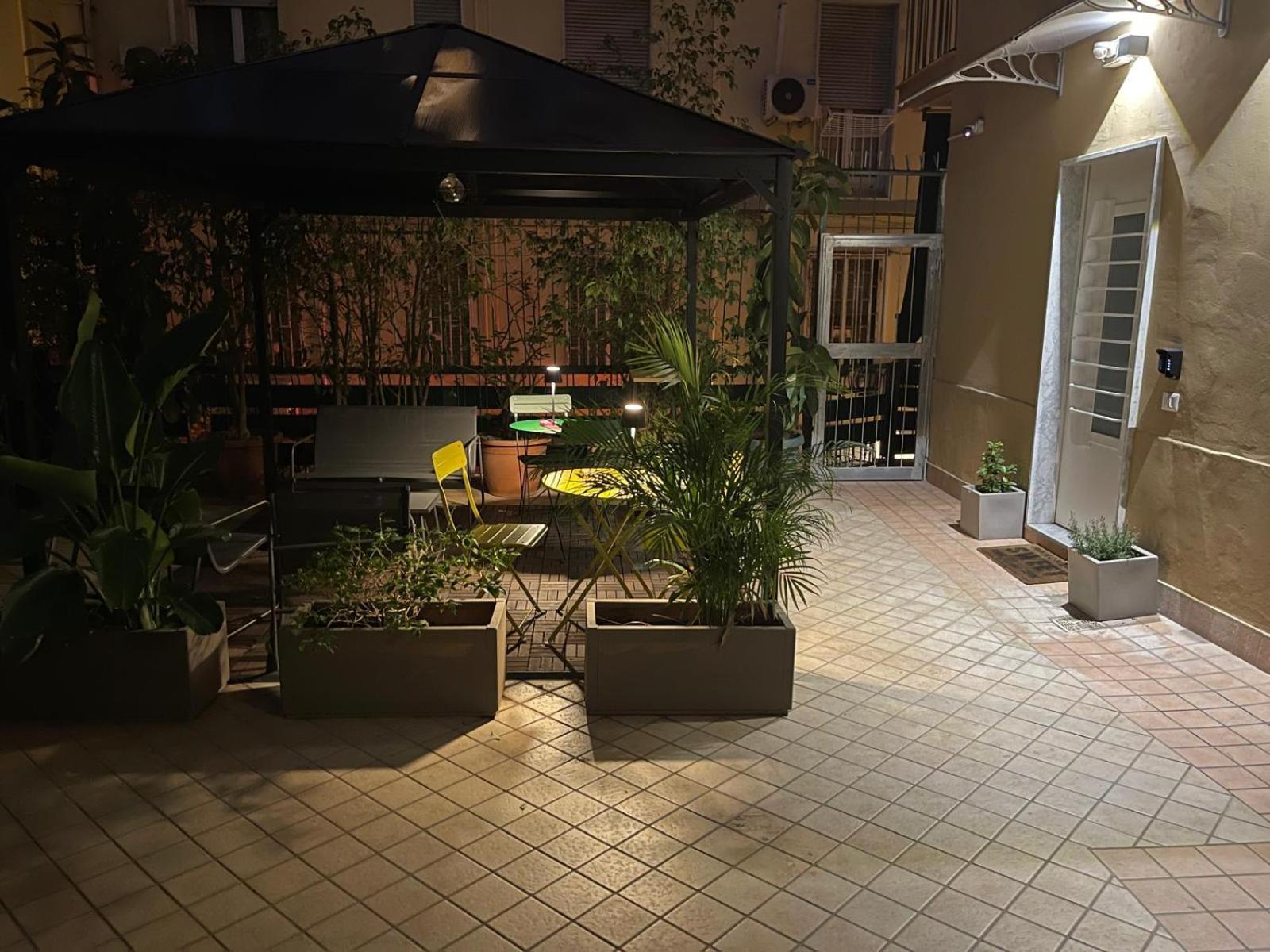 Hotel La Casa Di Ily Neapol Zewnętrze zdjęcie